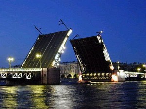Развод мостов на Неве