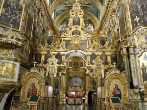 Иконостас Свято-Успенского собора (фото www.pochaev.org.ua)
